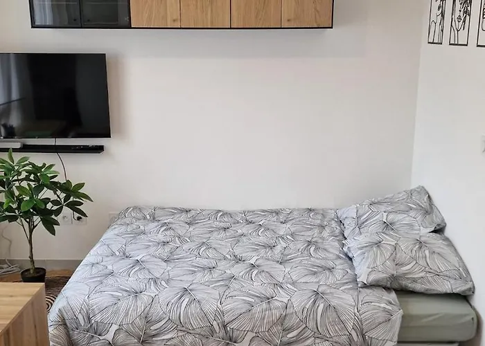 Avec Parking Prive - Proche Ecoles & Hopital - *