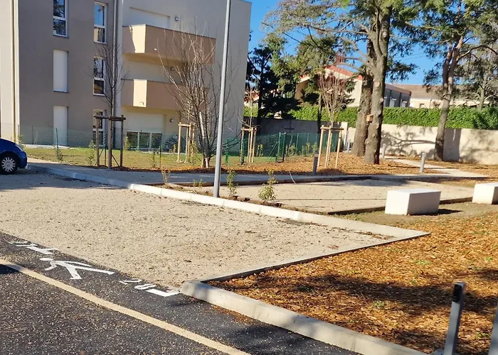 Avec Parking Prive - Proche Ecoles & Hopital - Apartman